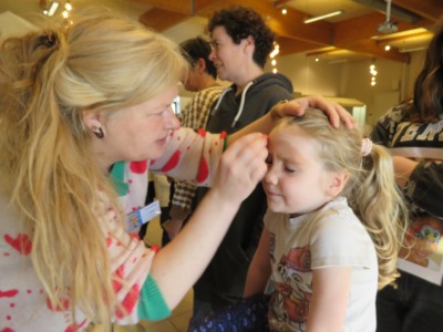 Pannenkoekenfestijn 2025 | Zondag 2 februari 2025 | Lichtmis | Sint-Anna-ten-Drieënparochie, Antwerpen Linkeroever - Sint-Anneke Centrum